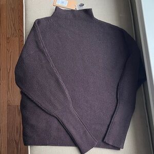 Women’s Dark Brown Mock Turtleneck Sweater NEW